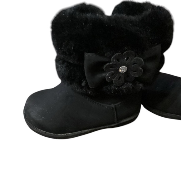BLACK BOOTS TODDLER SIZE 5 SUEDE SHOE FUZZY ANKLE - Picture 2 of 4
